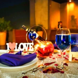 Luxury Poolside Dining in Noida