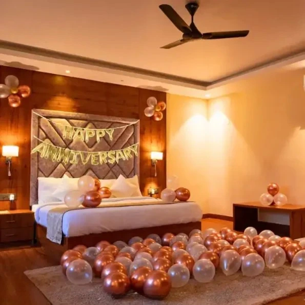 Anniversary Room Decoration at Home