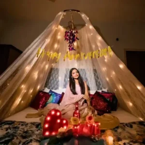 Romantic Canopy Bedroom Decoration