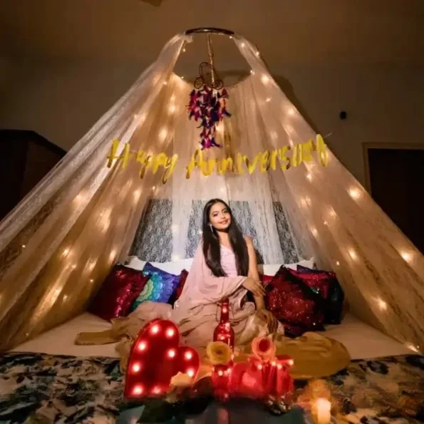 Romantic Canopy Bedroom Decoration