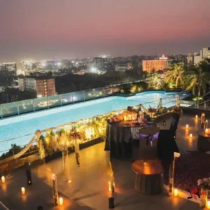 poolside-candlelight-dinner