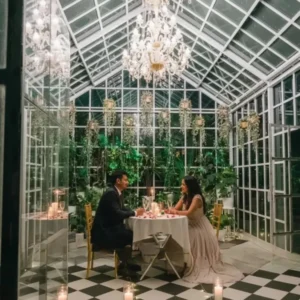 premium-glass-room-dining