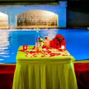 Romantic Outdoor Candlelight Dining