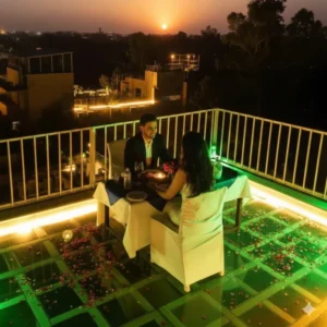 taj-view-dining-at-4-star-property