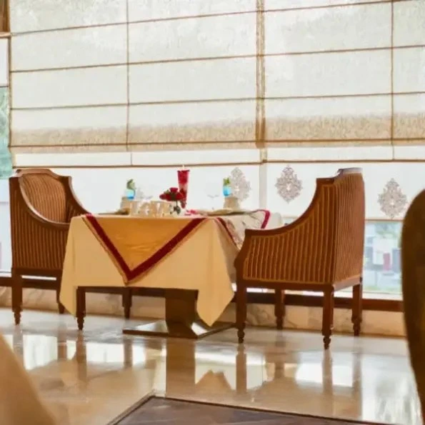 Royal Lunchdate in Central Delhi - Image 2